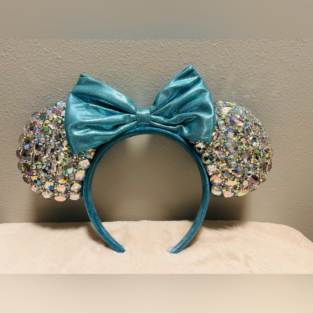 Disney Rhinestone Ears Blue Bow Handmade - Picture 5 of 5